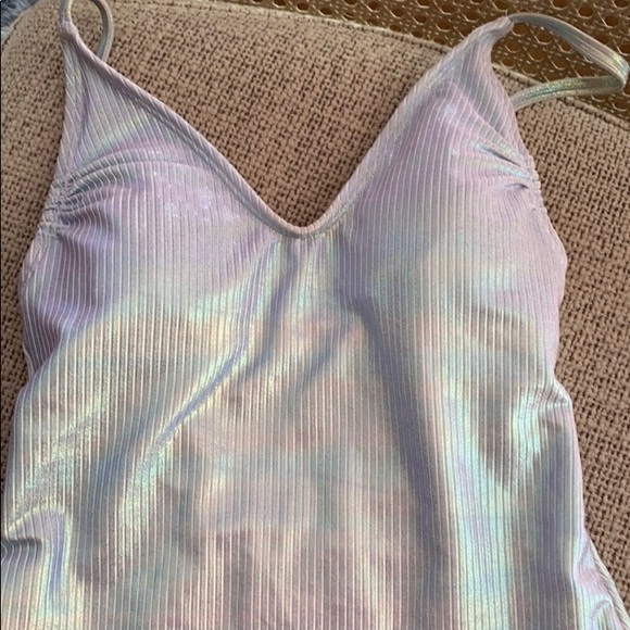 Target Swinsuit - Picture 3 of 10